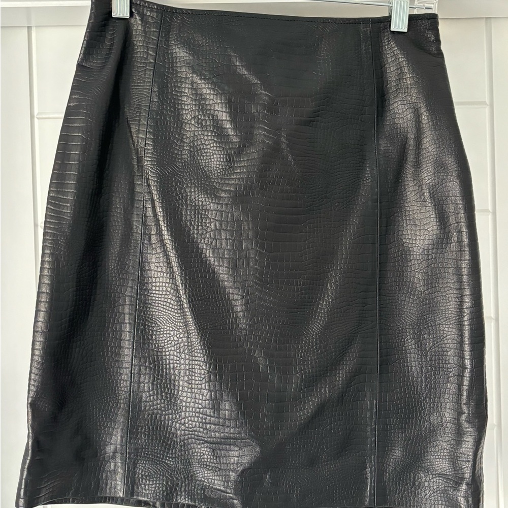 Ralph Lauren Black Knee-Length Pencil Skirt for Cocktail Nights